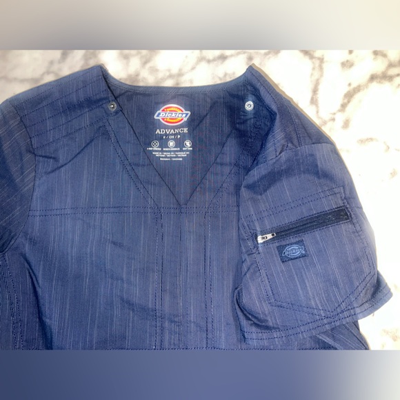 Dickies Advance Medical Scrub Top two tone denim Small - Picture 5 of 6